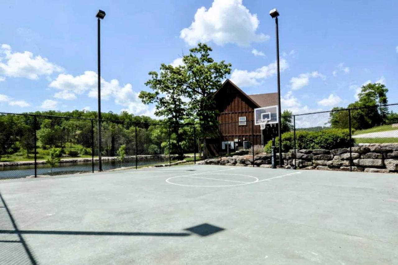 Beautiful Branson Apartment แบรนสันเวสต์ ภายนอก รูปภาพ